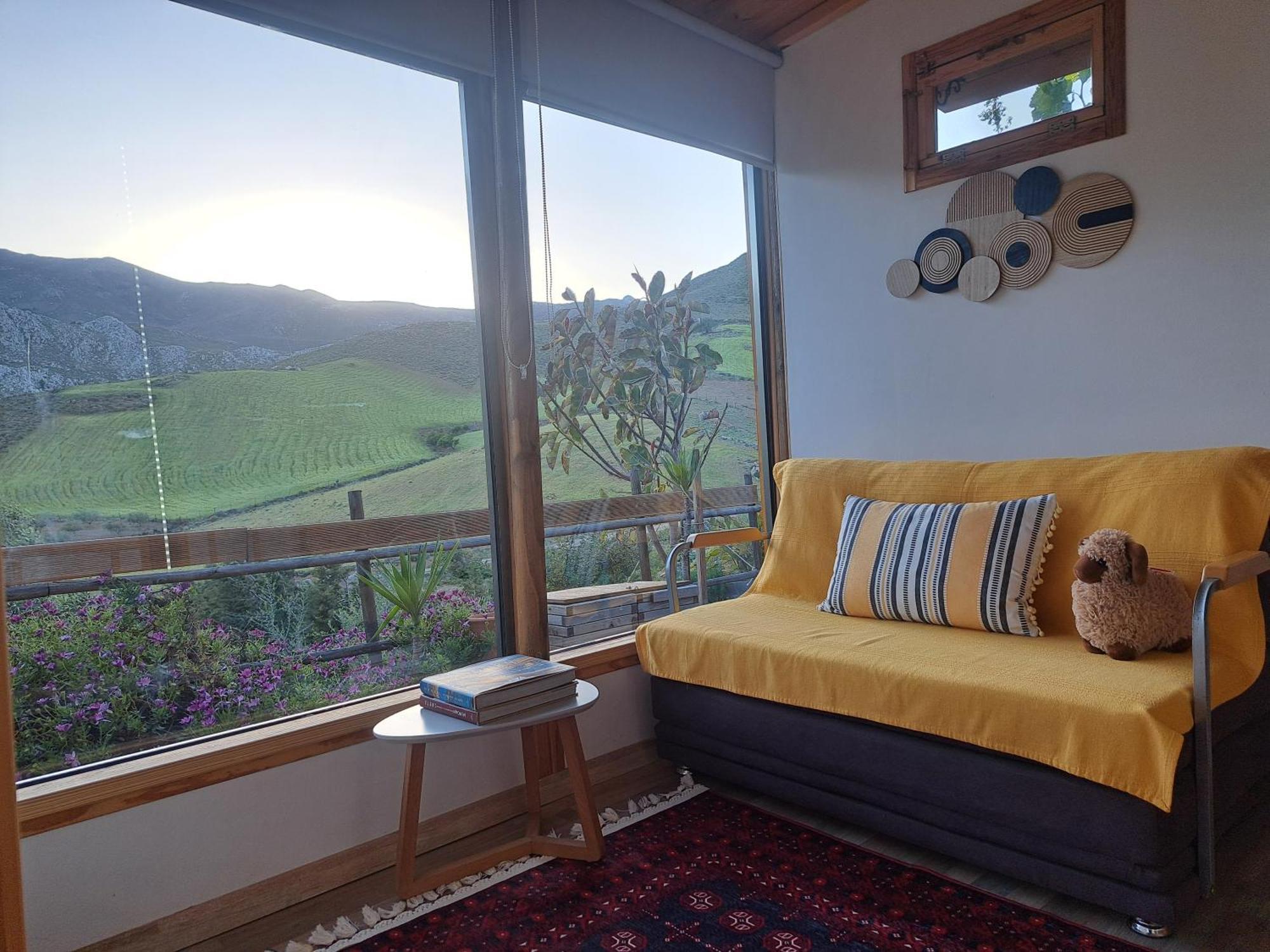 Wooden House At The Mountain-Private Guest House Paranimfoi Ngoại thất bức ảnh